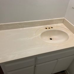 Vanity resurfacing and sink refinishing before - NuFinishPro