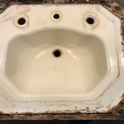 Sink re-glazing before - NuFinishPro