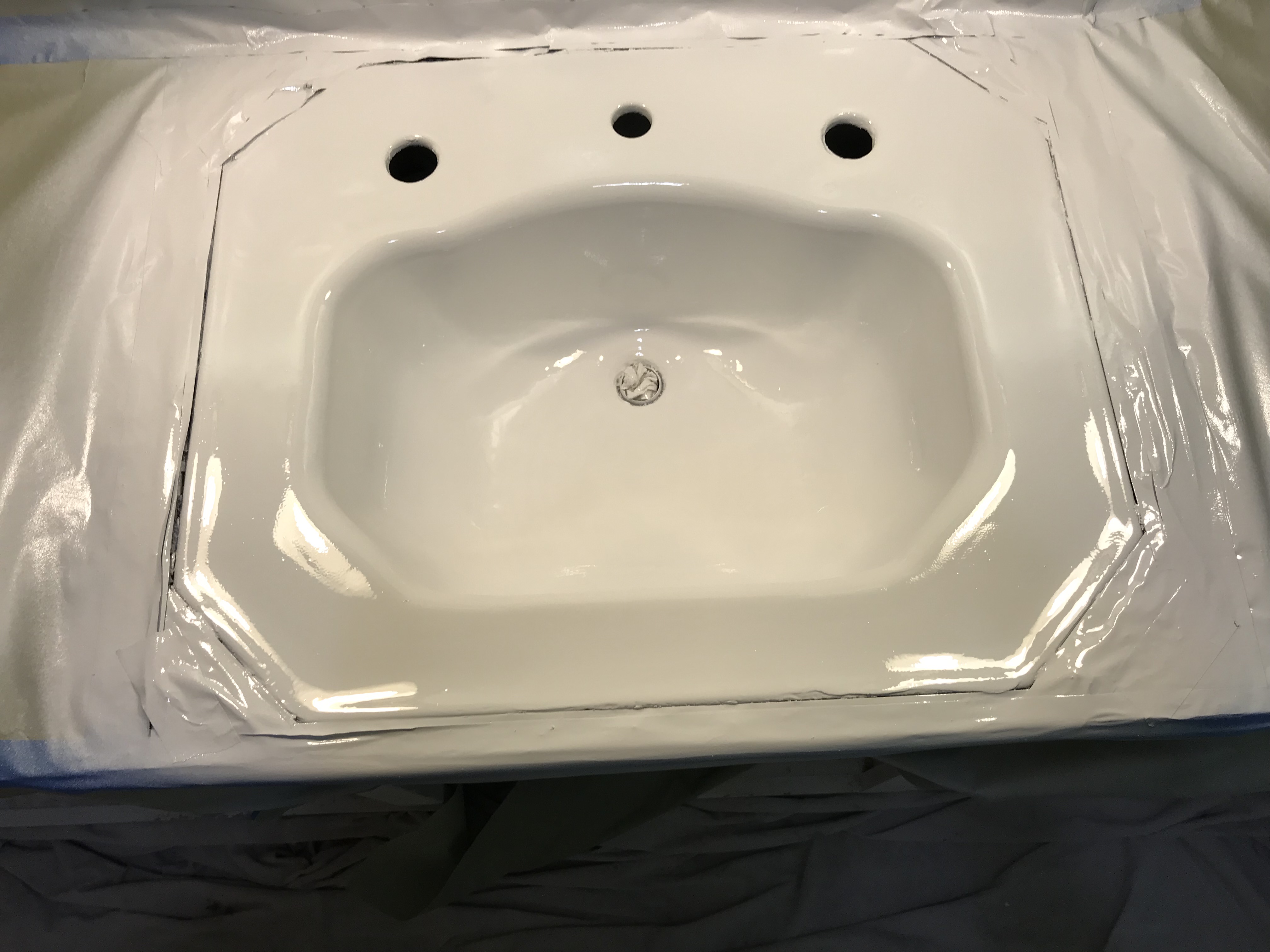 Sink re-glazing after - NuFinishPro