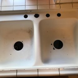 Kitchen sink re-glazing before - NuFinishPro