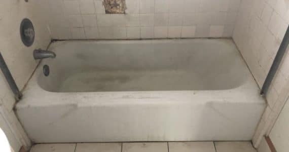 Tile Resurfacing, Bathtub Refinishing Before Work Done - NuFinishPro