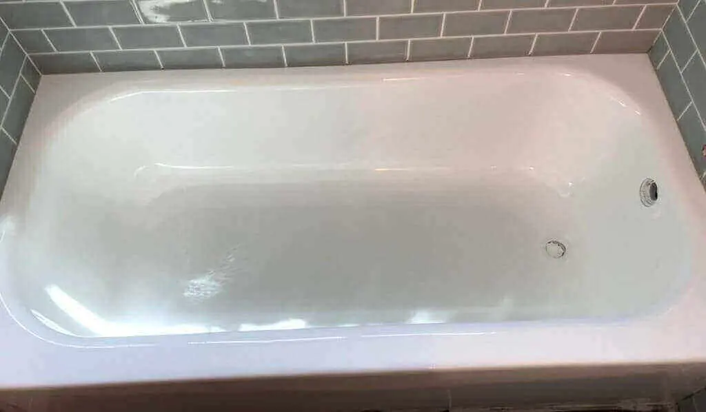 Bathtub refinishing after work done - NuFinishPro