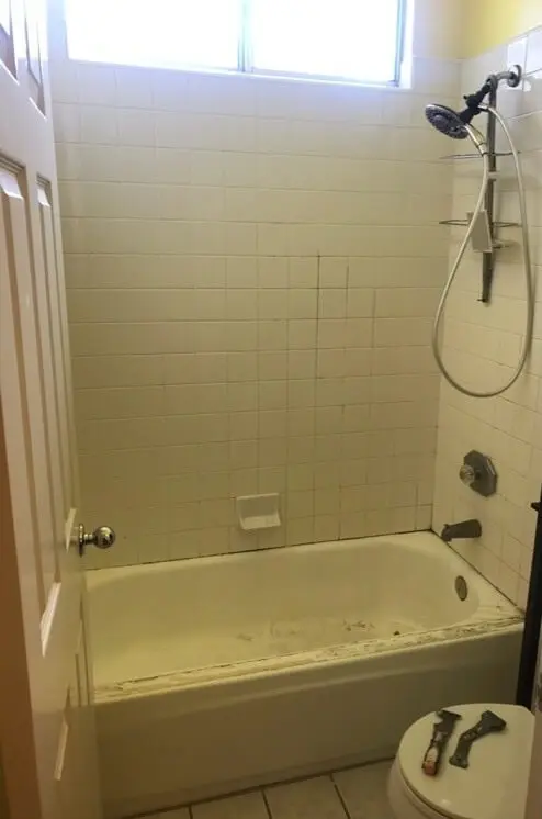 Bathtub refinishing, resurface shower, tile resurfacing before photo - NuFinishPro