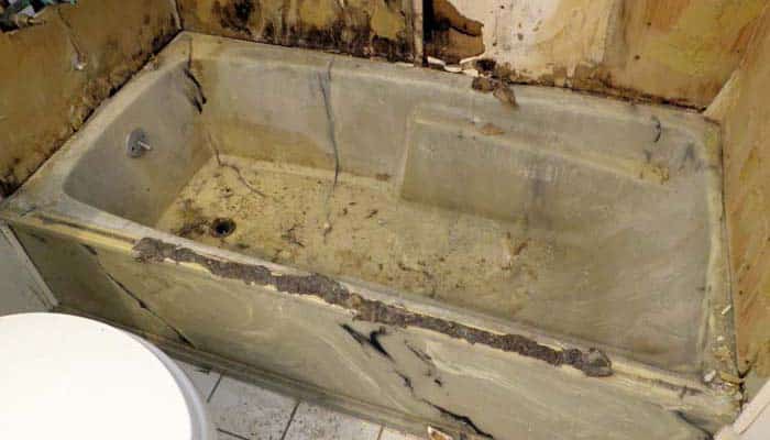Bathtub-Refinishing-1-Before-20221001